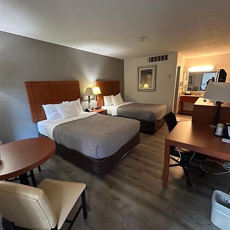 Quality Inn University Lansing Luaran gambar